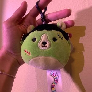 Len Squishmallow Clip